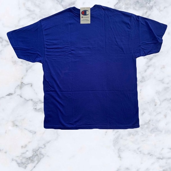 Champion T shirt - Picture 2 of 8